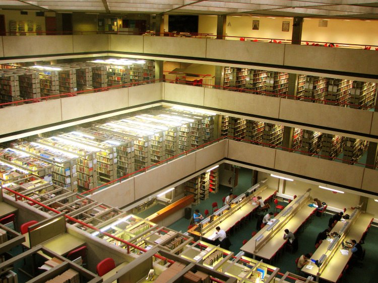 SOAS library main reading room