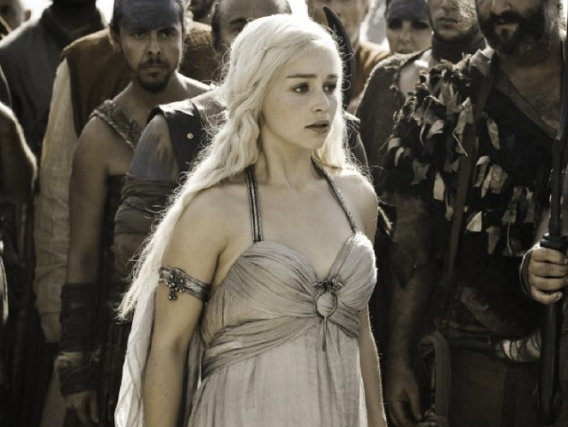 Daenerys_in_wedding_dress