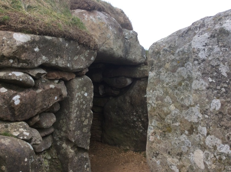 Inside are the burial tombs of some of those in the civilisation that built Stonehenge and hundreds of other stonecircles in Britain 5,000+ years ago 