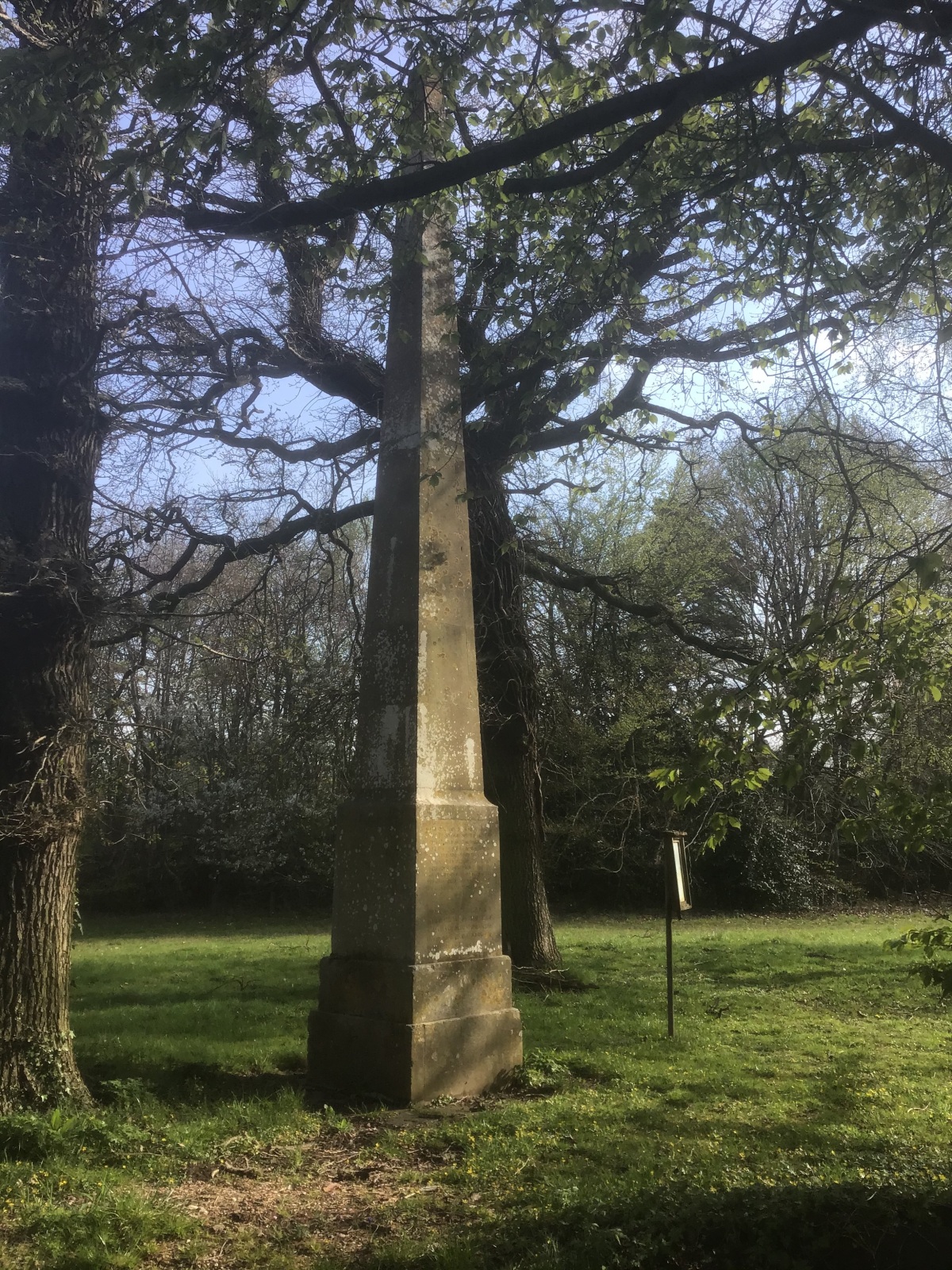 Stanmore obelisk